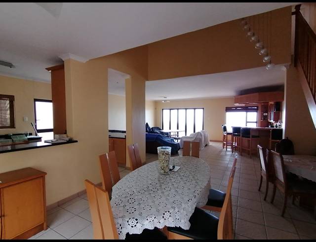 3 BEDROOM DUPLEX FOR SALE IN BLUFF